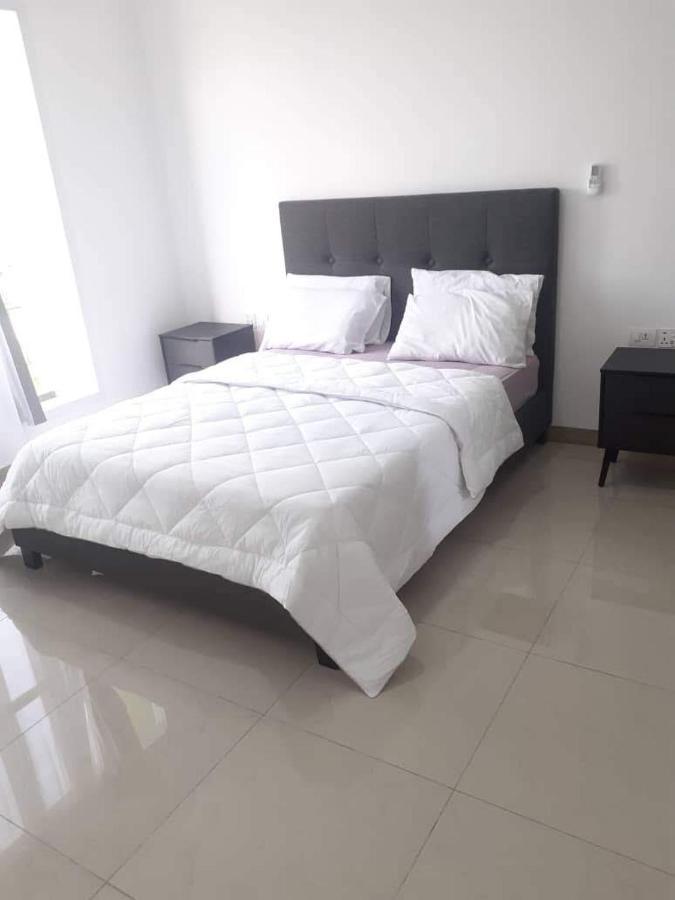 Premier Executive Apartment - The Ivy, East Legon Accra Ngoại thất bức ảnh