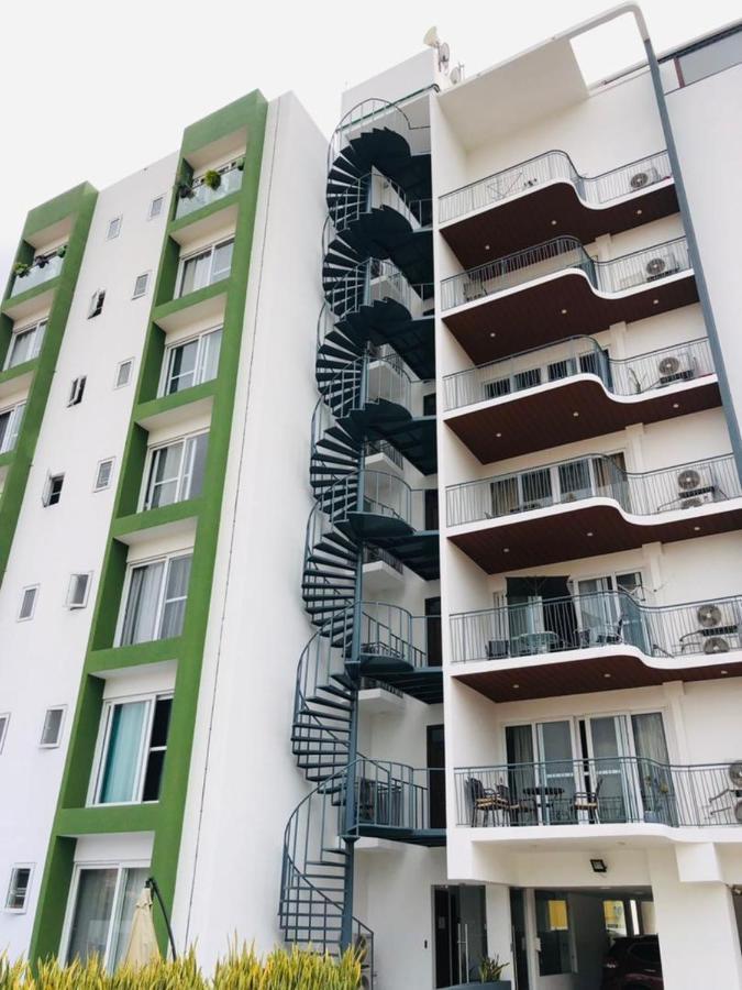 Premier Executive Apartment - The Ivy, East Legon Accra Ngoại thất bức ảnh